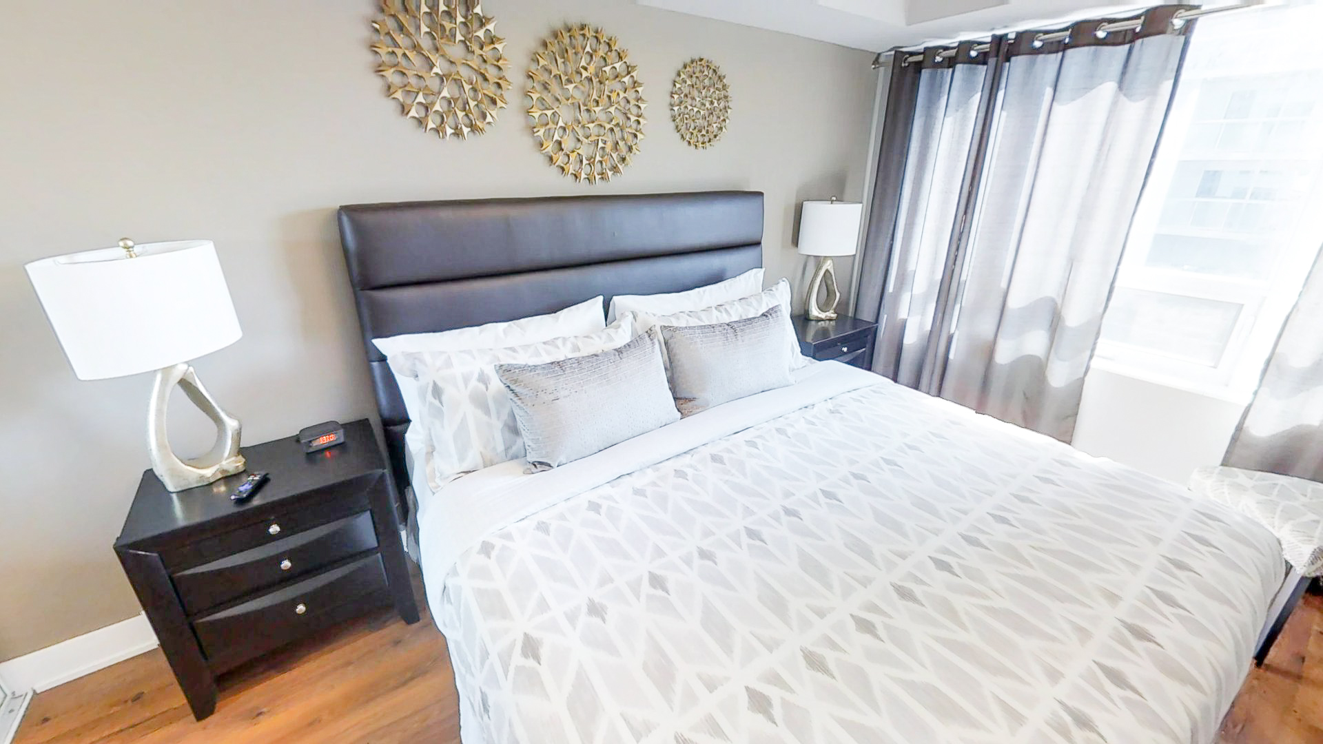 Furnished 2&3 Bedroom Apartments at Blue Jays Way